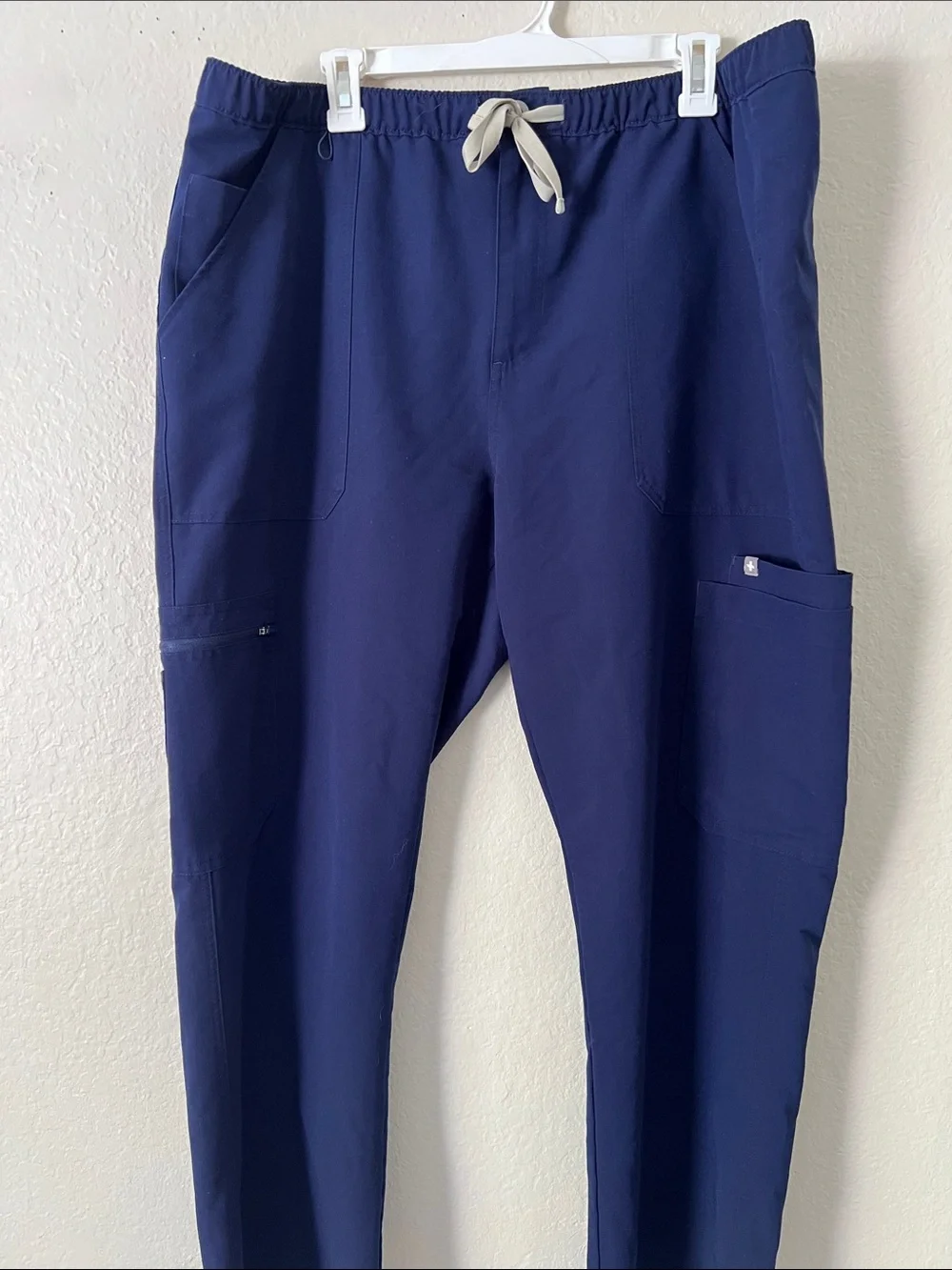 EUC FIGS Men's Cairo Cargo Scrub Pants Navy Size XXL/S